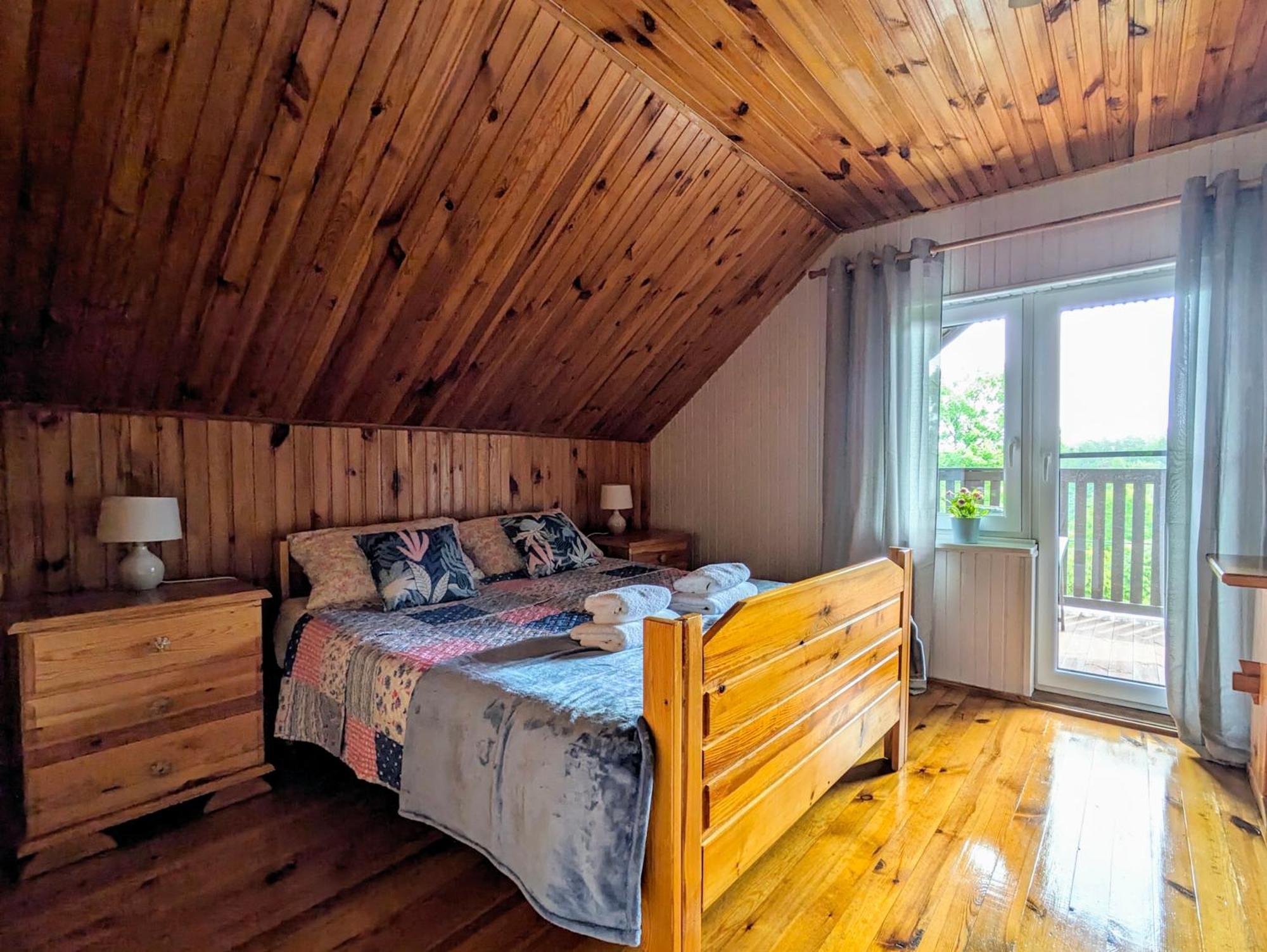 Ferienhaus Rozany Ogrod - Dom Pod Lasem, Z Widokiem Na Jezioro I Kominkiem, Rowery, Lodka, Rowerek Wodny Przezmark